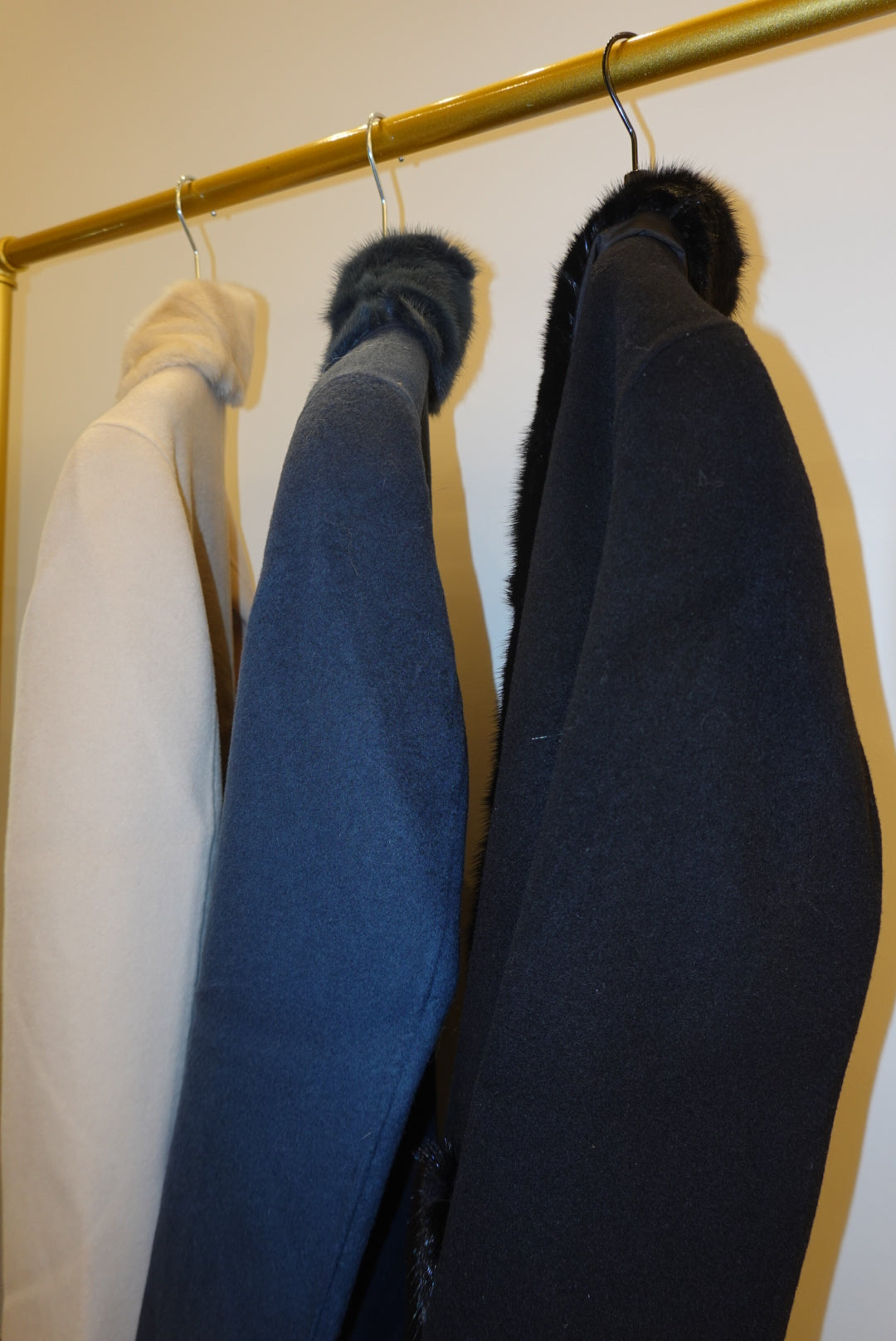 Blue cashmere coat with mink fur 