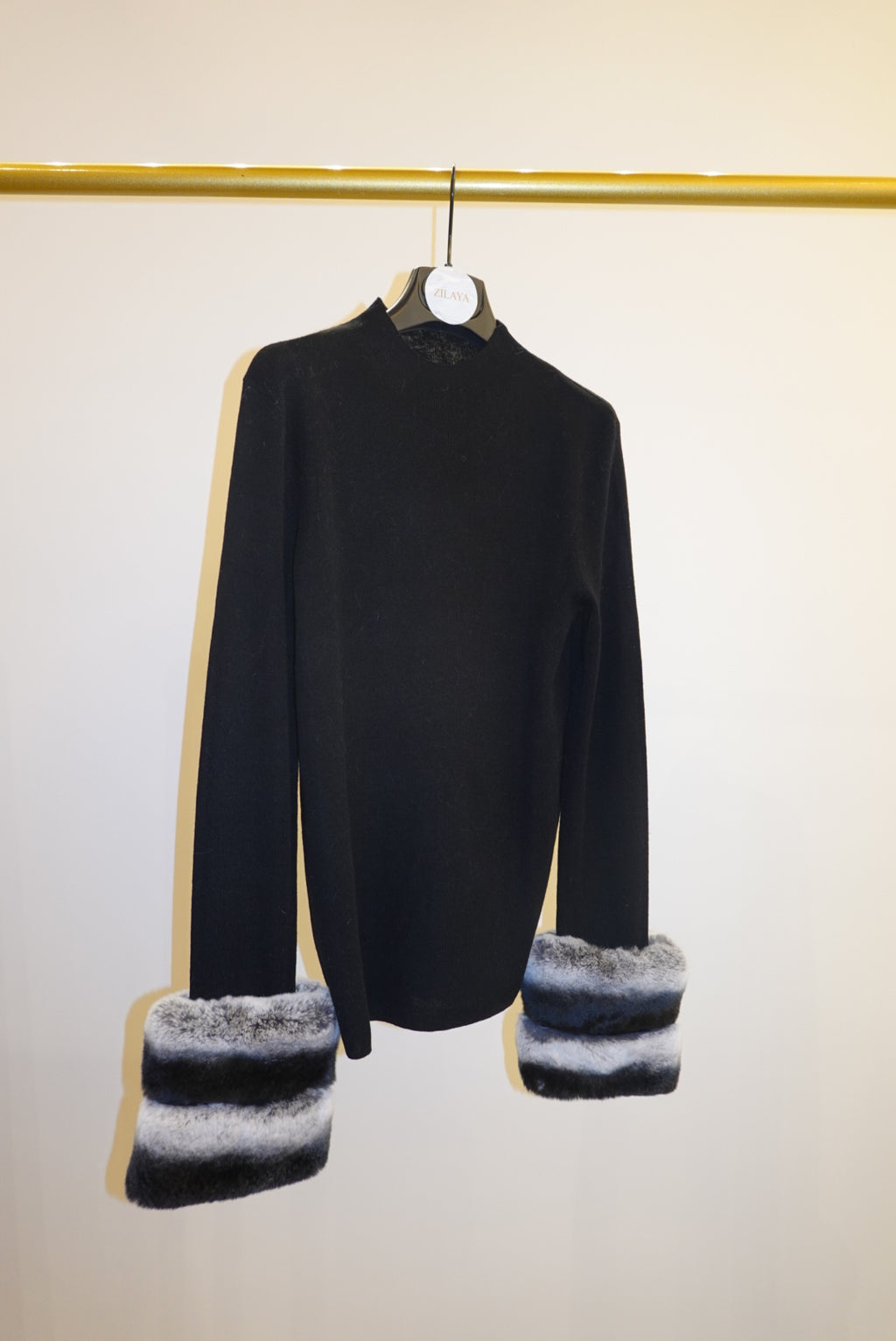 The Roma pullover